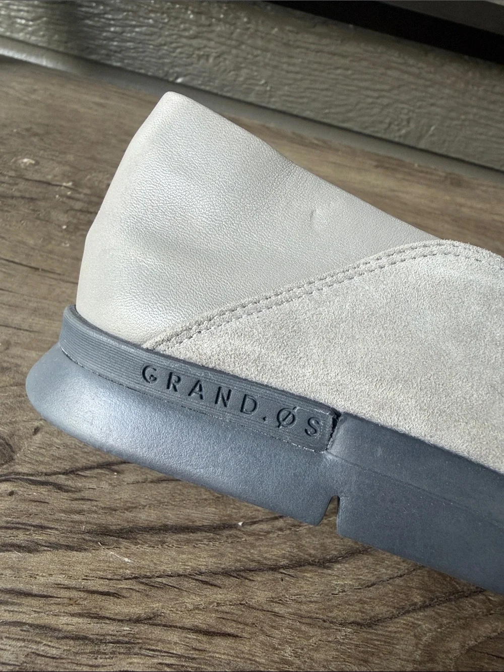 Grand . OS Women’s Slip-On Casual Shoes in Light Gray size 9 B